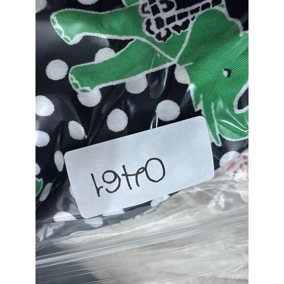 Crown & Ivy Polka Dot Elephant Shorts Womens sz 12 All over Graphic Coastal - Picture 7 of 7